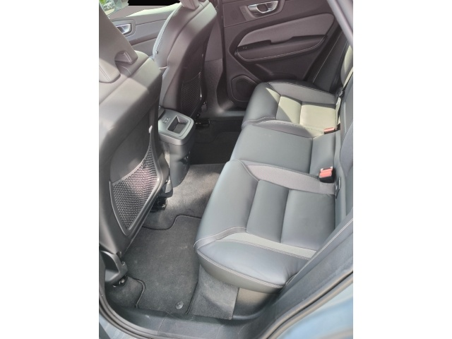 Volvo XC60 (11/2023, Benzin)