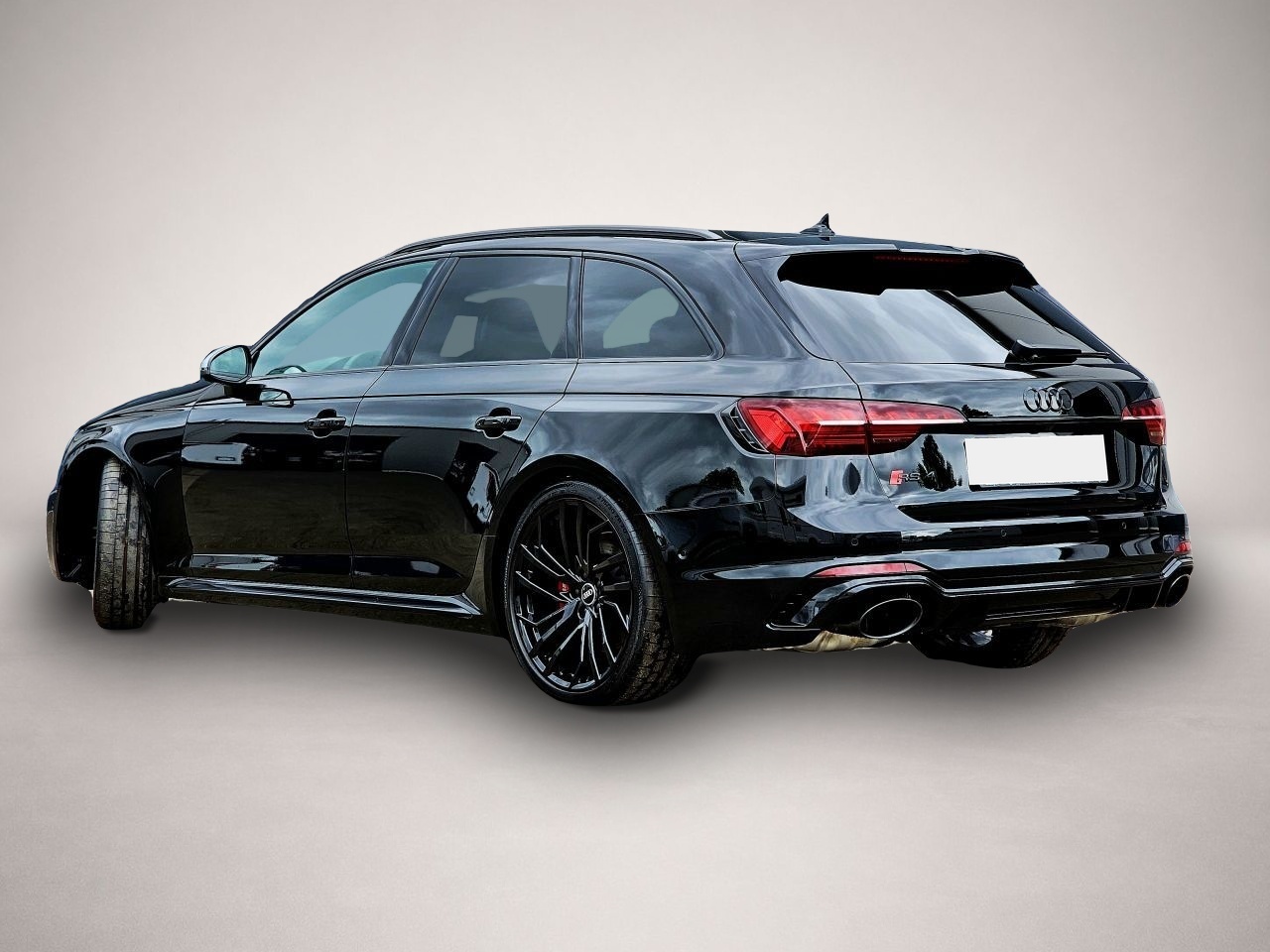 Audi RS4 (02/2024, Benzin)