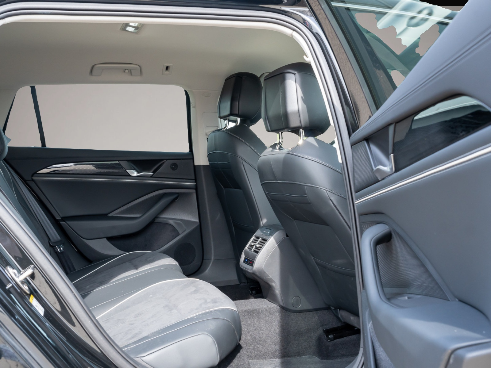 Volkswagen Passat (08/2025, Diesel)
