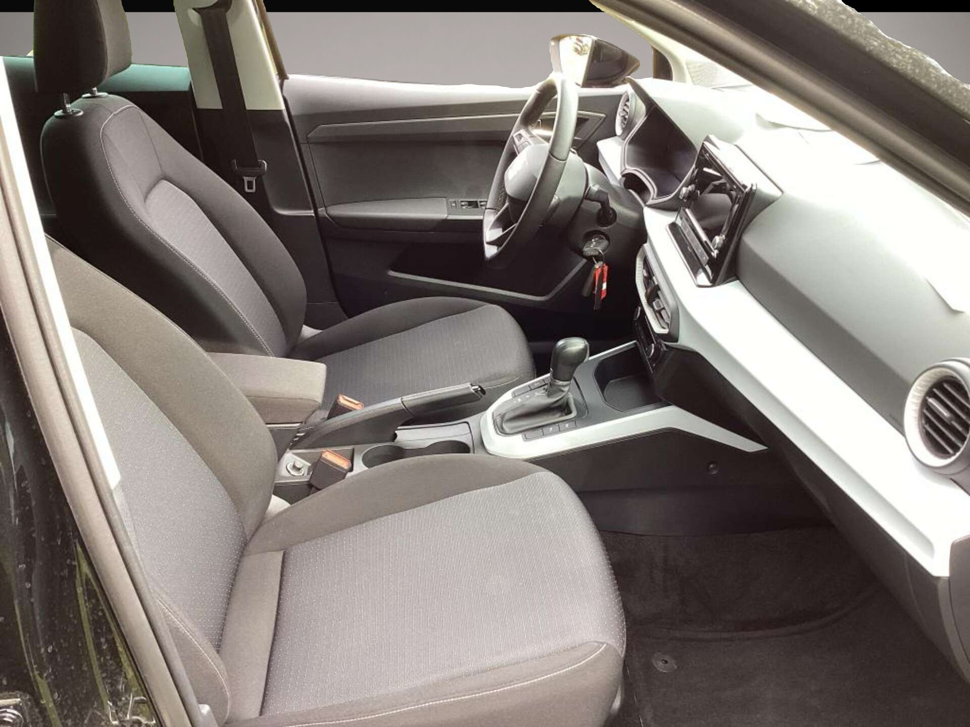 Seat Arona (05/2024, Benzin)
