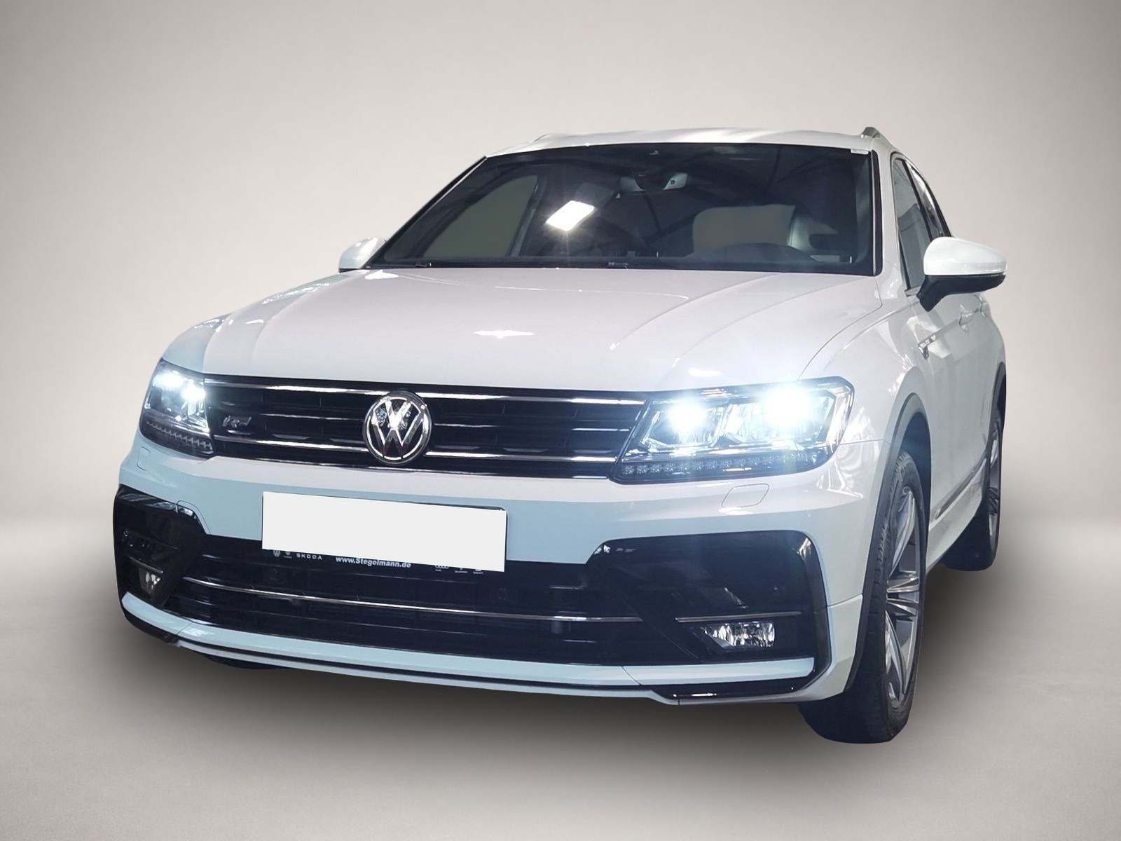 Volkswagen Tiguan (09/2020, Benzin)