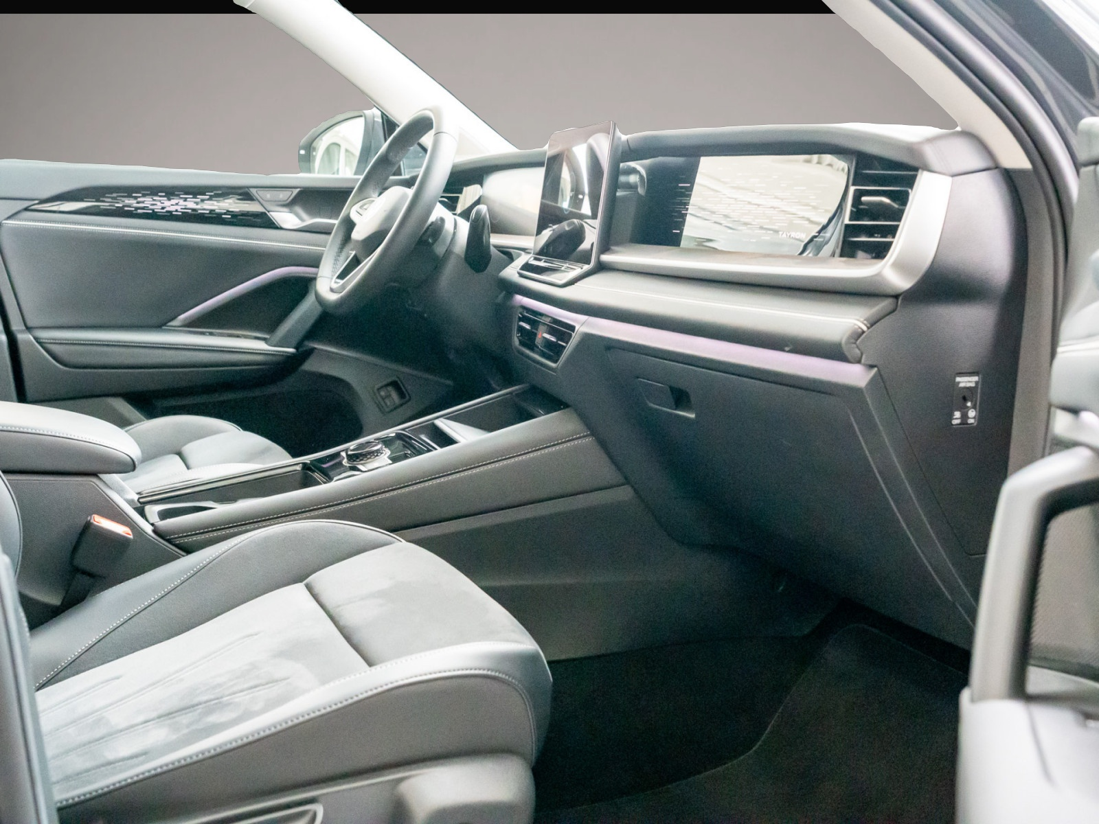 Volkswagen Tayron (09/2025, Hybrid (Benzin/Elektro))