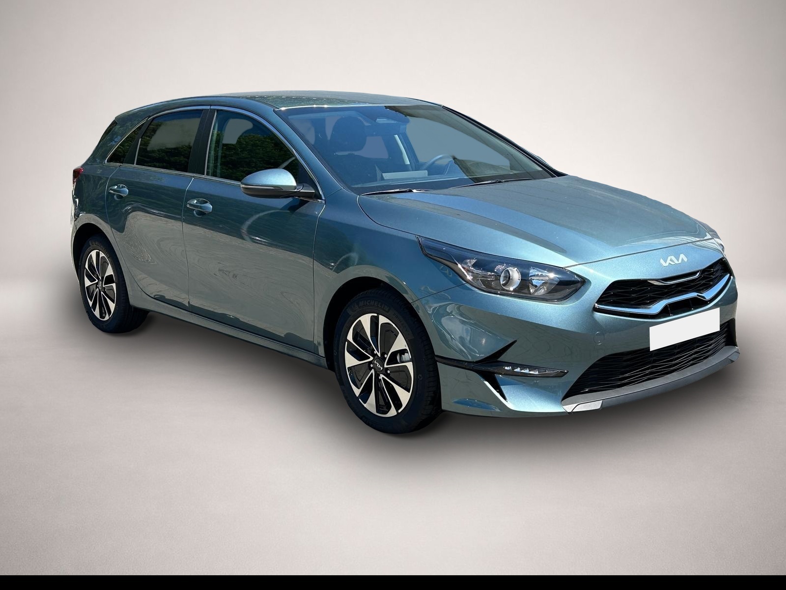 KIA cee'd / Ceed (12/2025, Benzin)