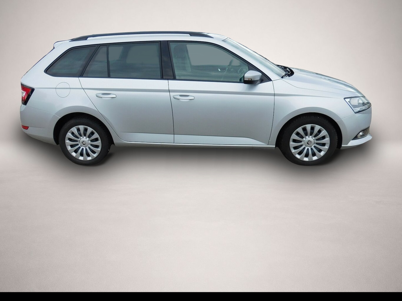 Skoda Fabia (06/2022, Benzin)