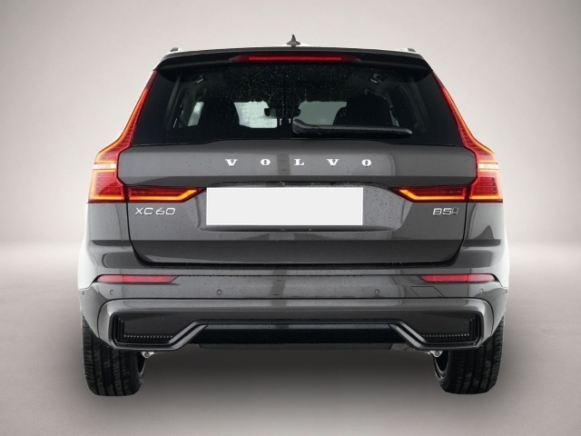 Volvo XC60 (05/2025, Benzin)