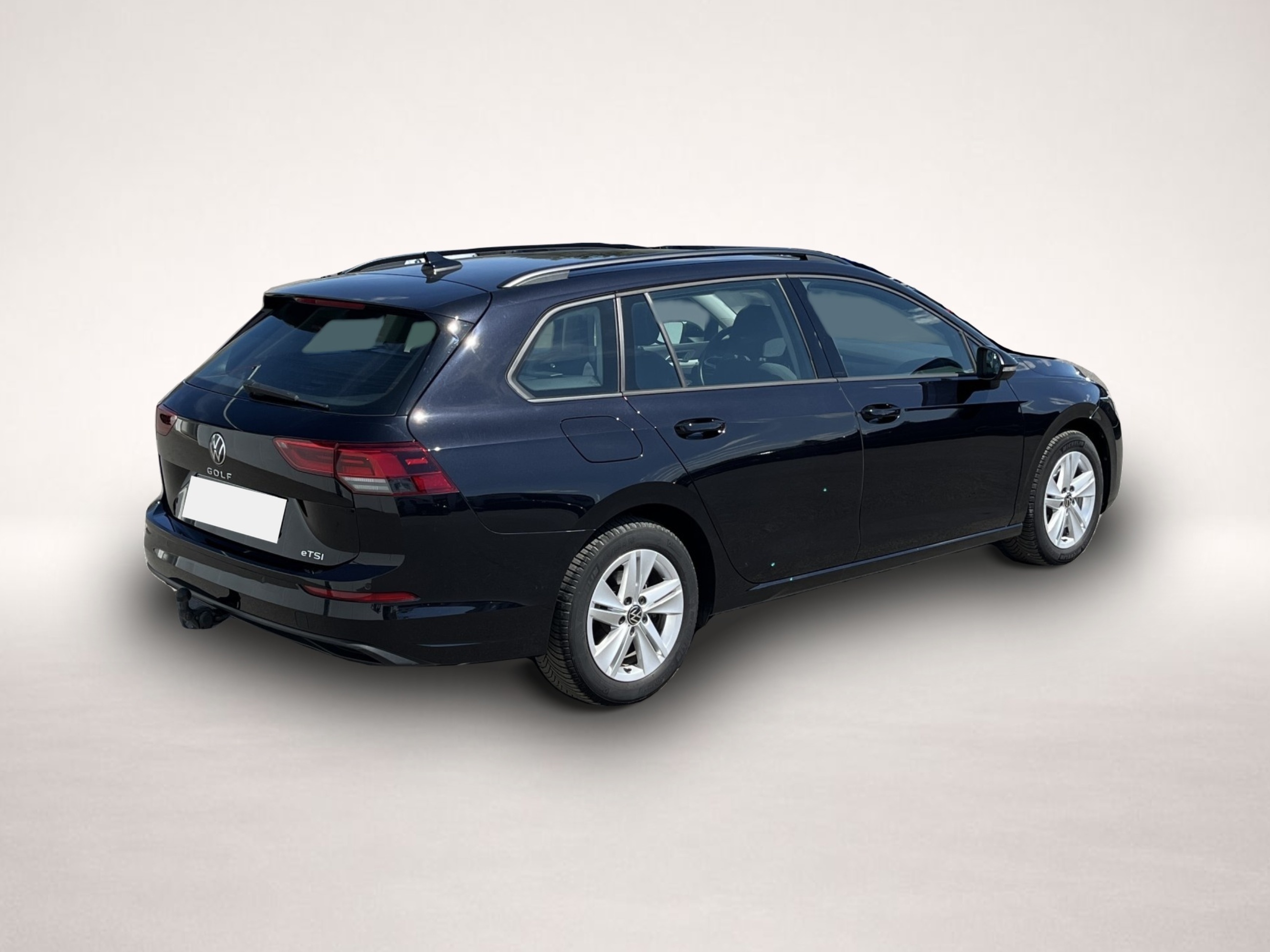 Volkswagen Golf (12/2023, Benzin)