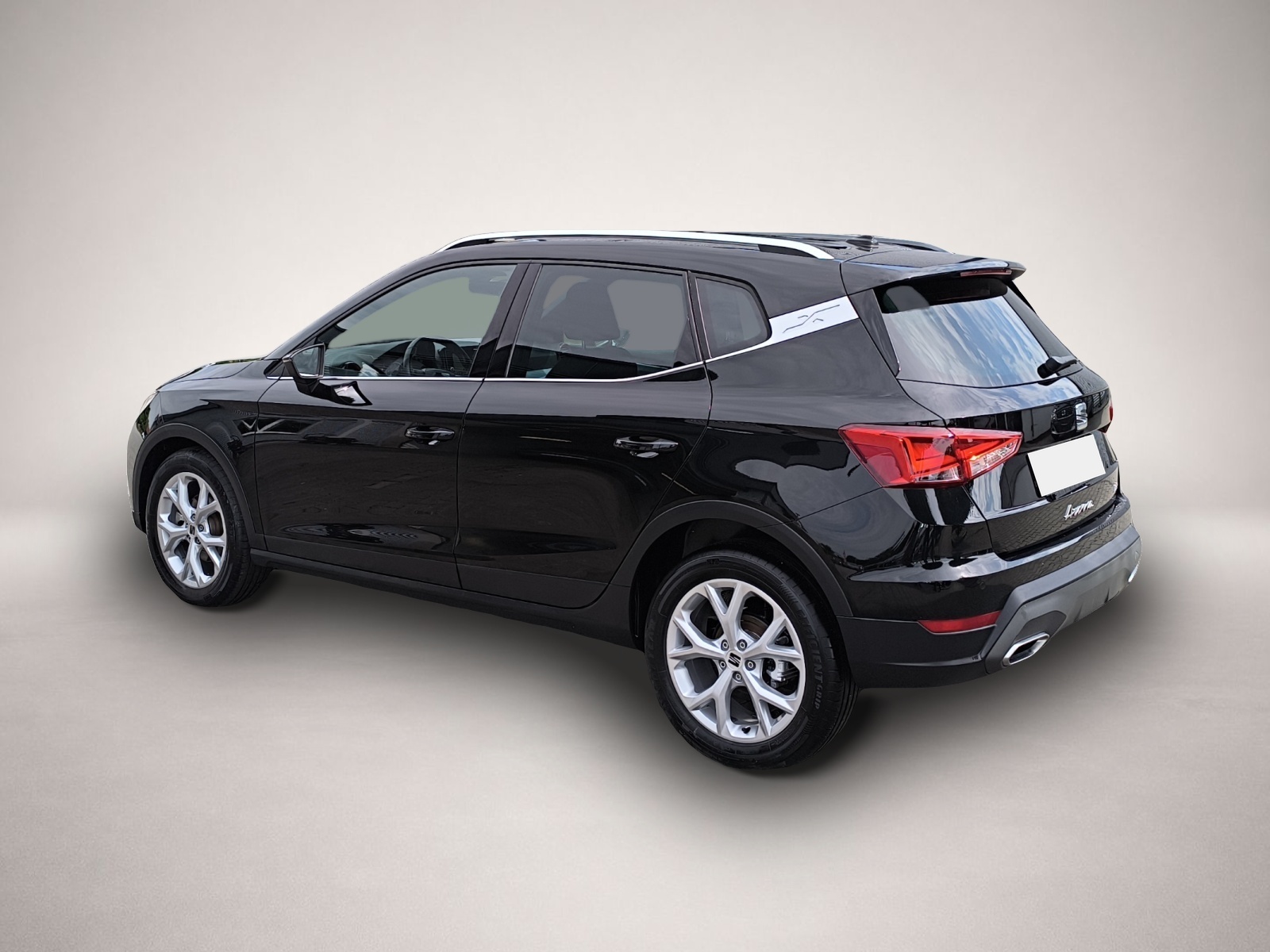 Seat Arona (03/2025, Benzin)