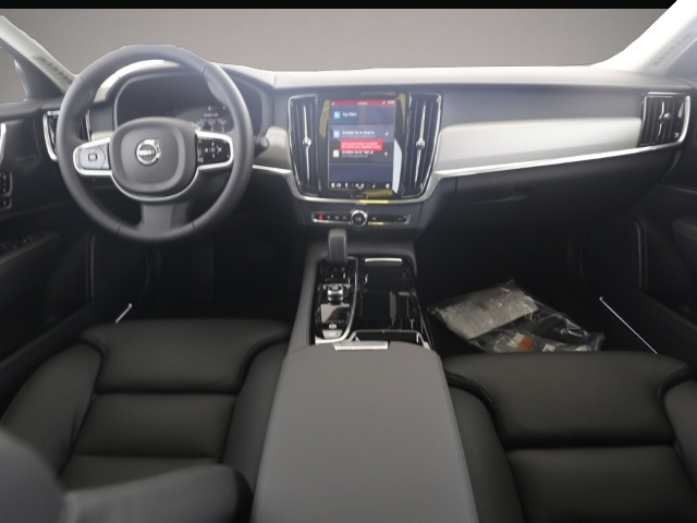Volvo V90 (02/2025, Hybrid (Benzin/Elektro))