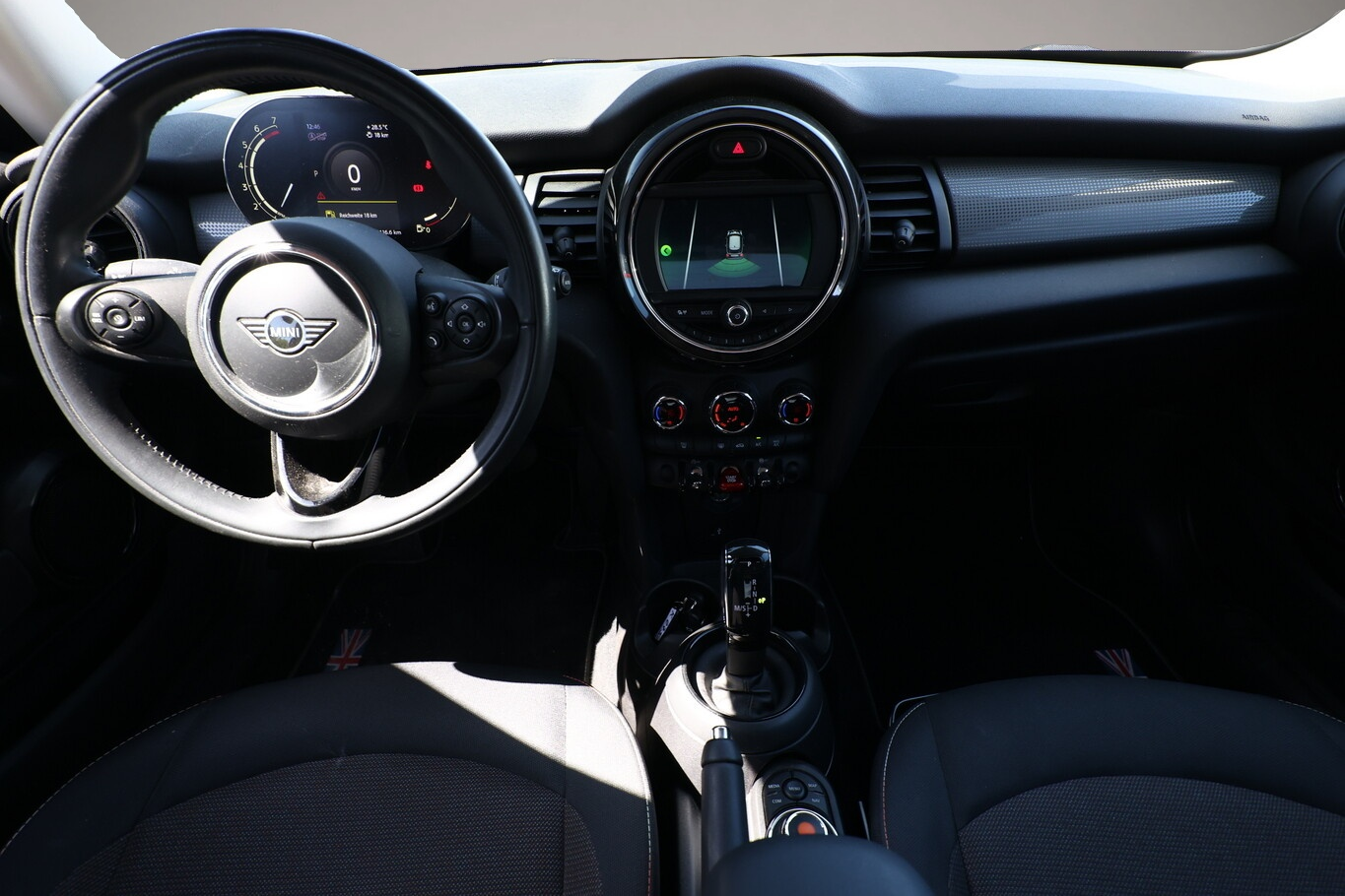 Mini Cooper (10/2020, Benzin)