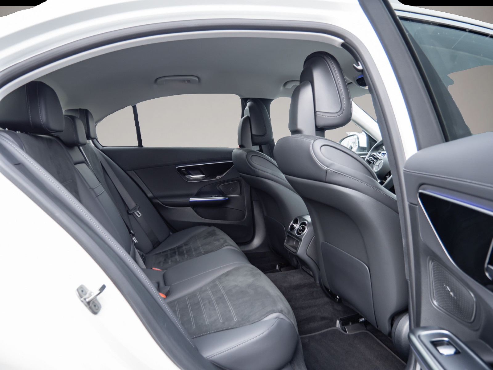 Mercedes-Benz C 300 (02/2025, Hybrid (Benzin/Elektro))