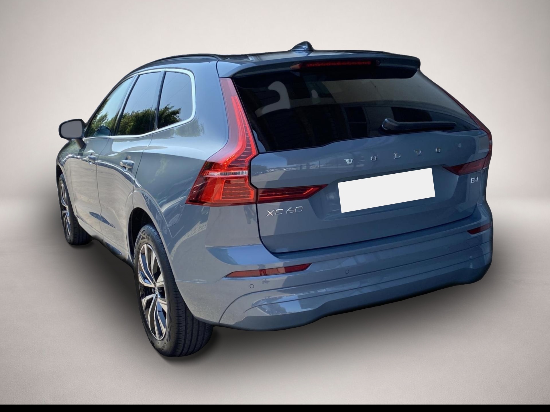 Volvo XC60 (08/2023, Benzin)