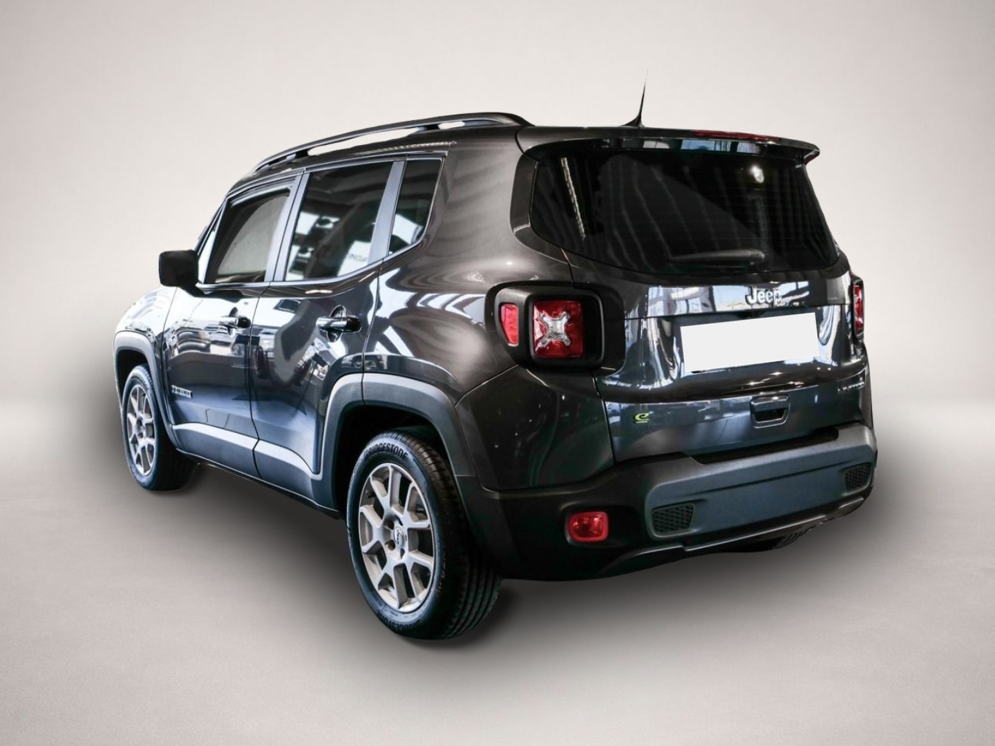 Jeep Renegade (10/2023, Benzin)