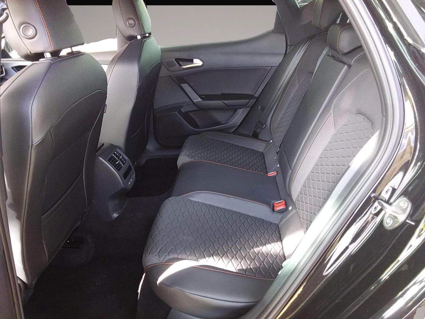 SEAT Leon, image 3 of 4