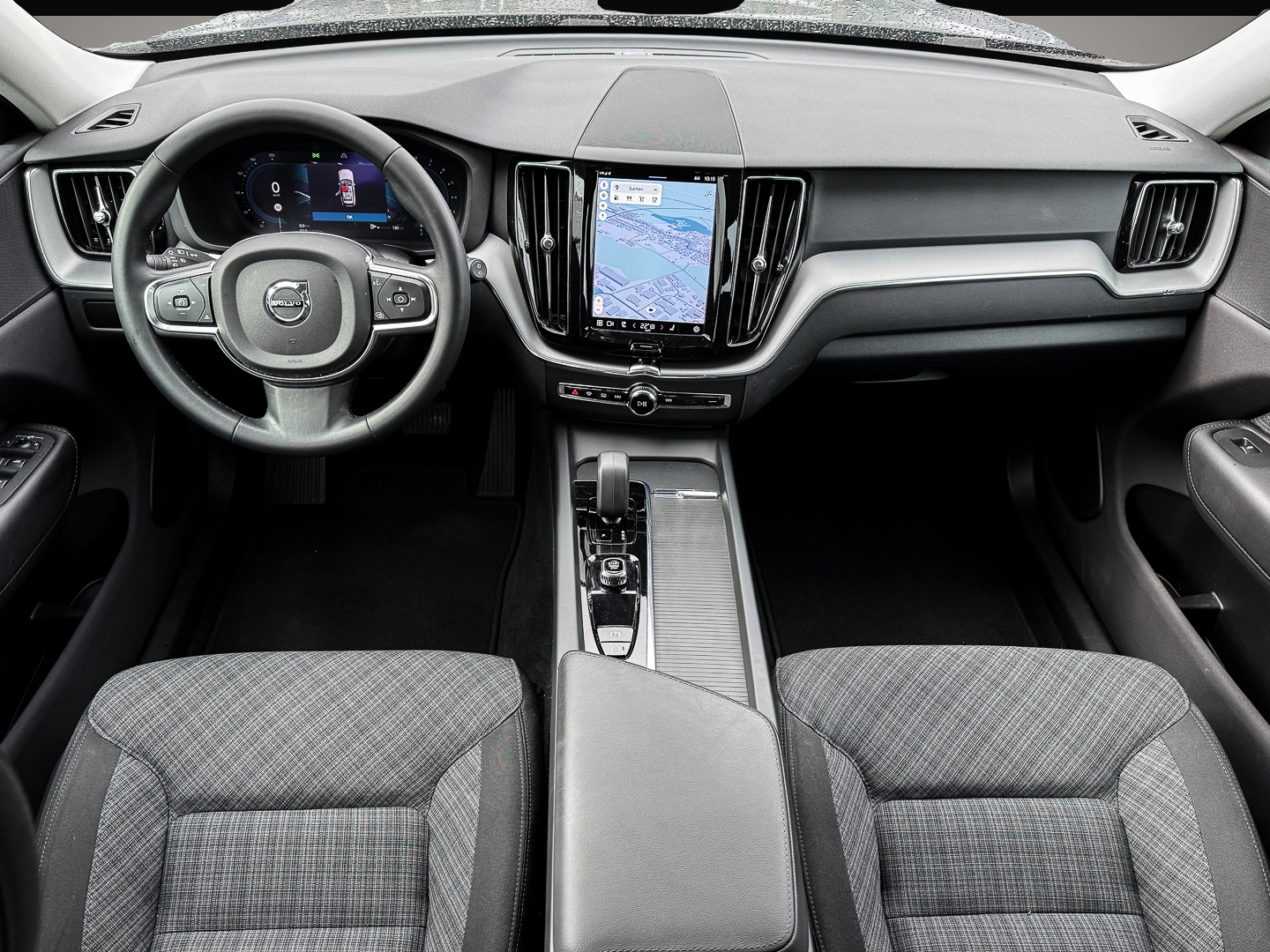 Volvo XC60 (12/2023, Benzin)