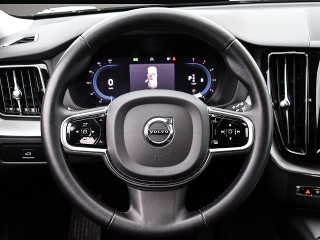 Volvo XC60 (01/2023, Diesel)