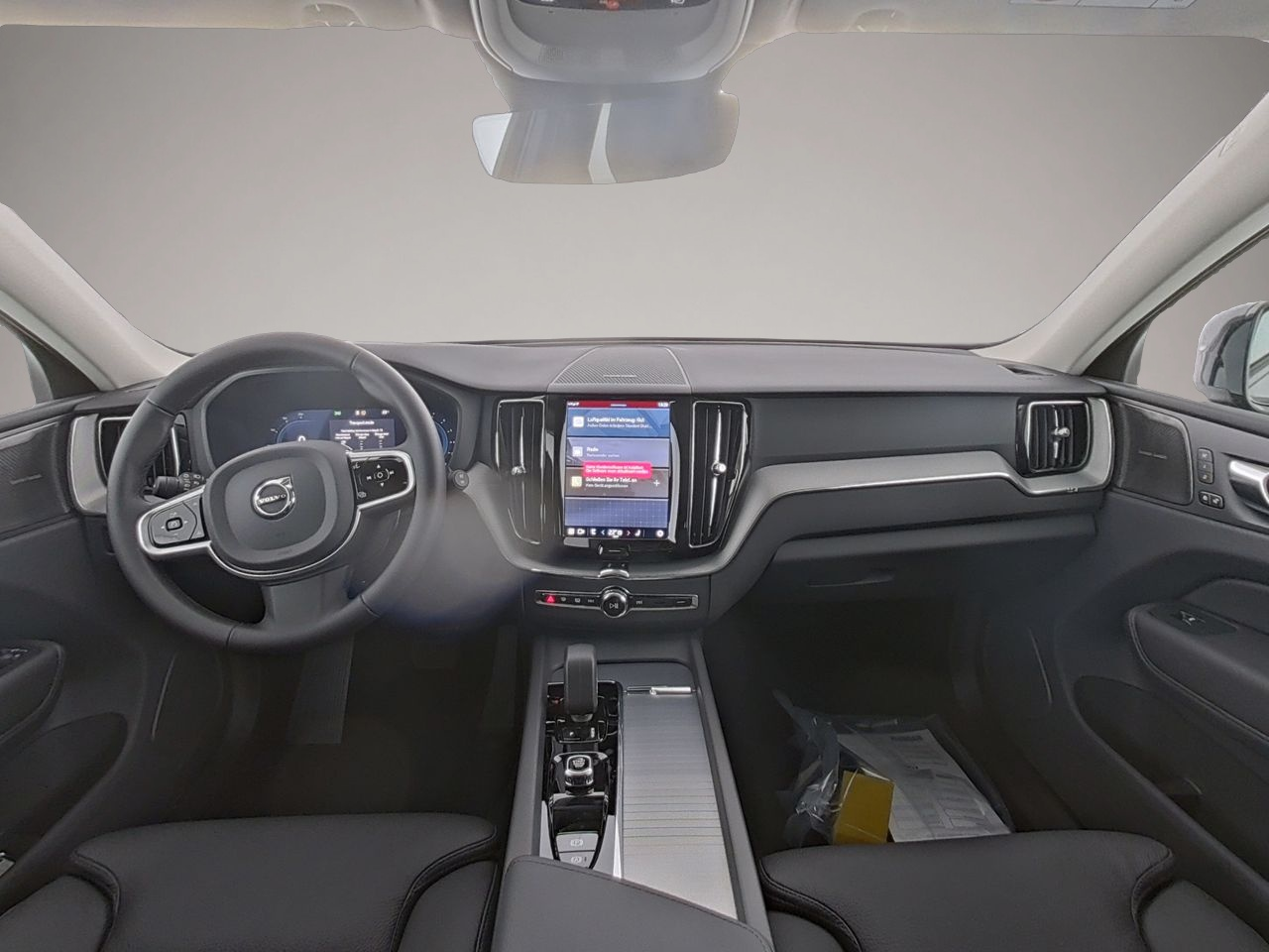 Volvo XC60 (05/2025, Benzin)