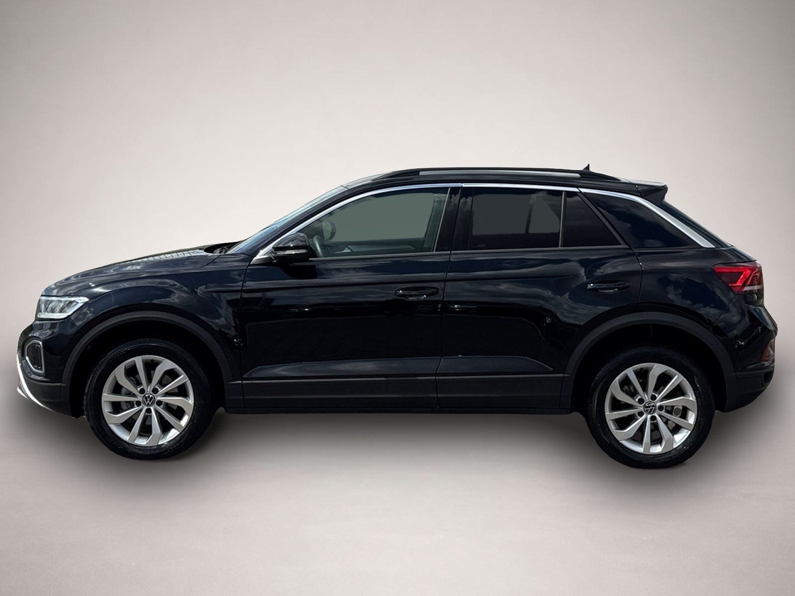 Volkswagen T-Roc (06/2025, Benzin)