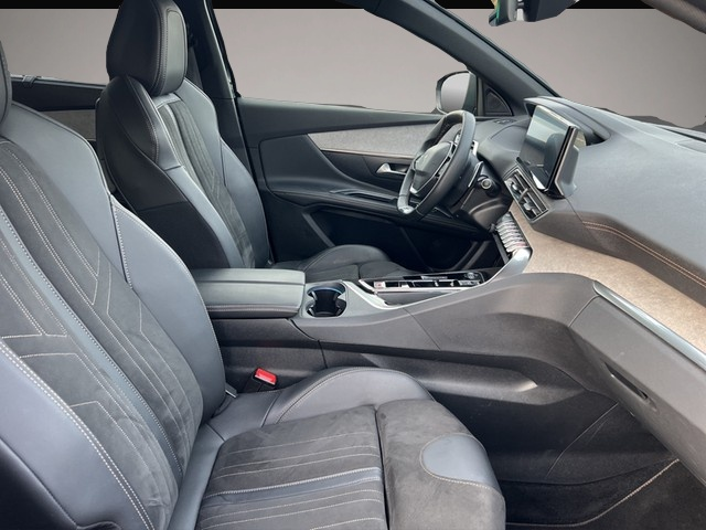 Peugeot 5008 (02/2024, Benzin)