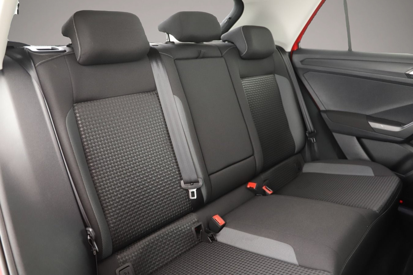 Volkswagen T-Roc (06/2021, Benzin)