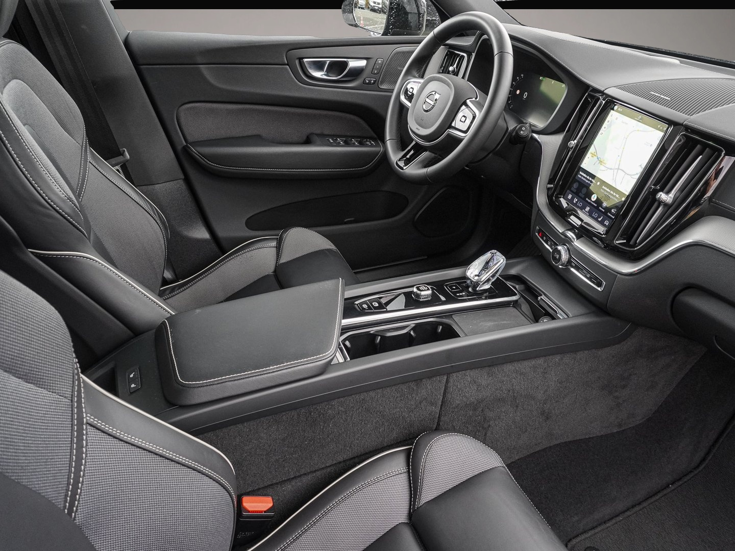 Volvo XC60 (07/2024, )