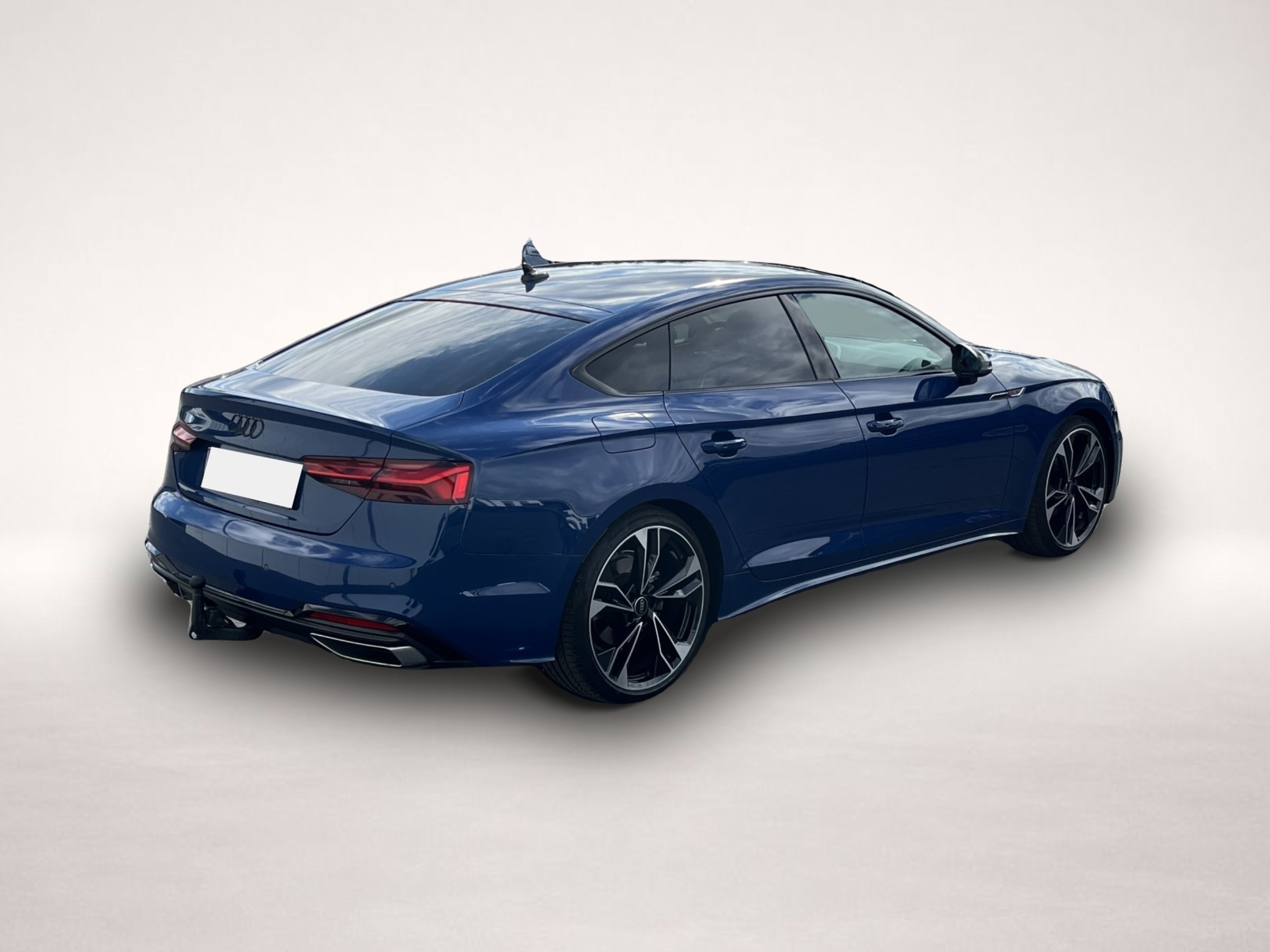 Audi A5 (08/2023, Hybrid (Benzin/Elektro))