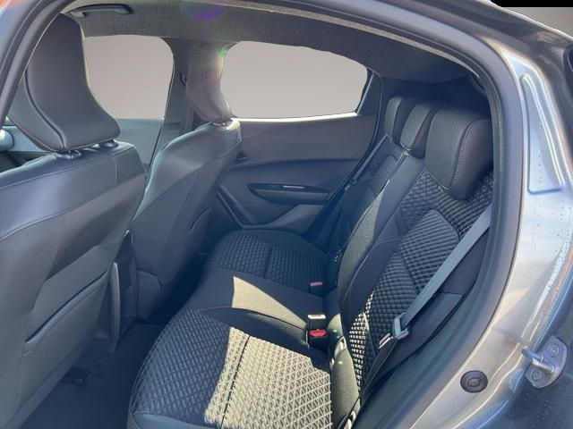 Renault Clio (05/2026, Benzin)