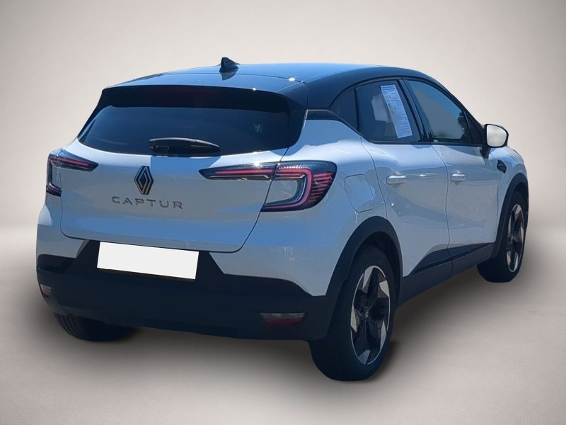 Renault Captur (10/2025, Benzin)