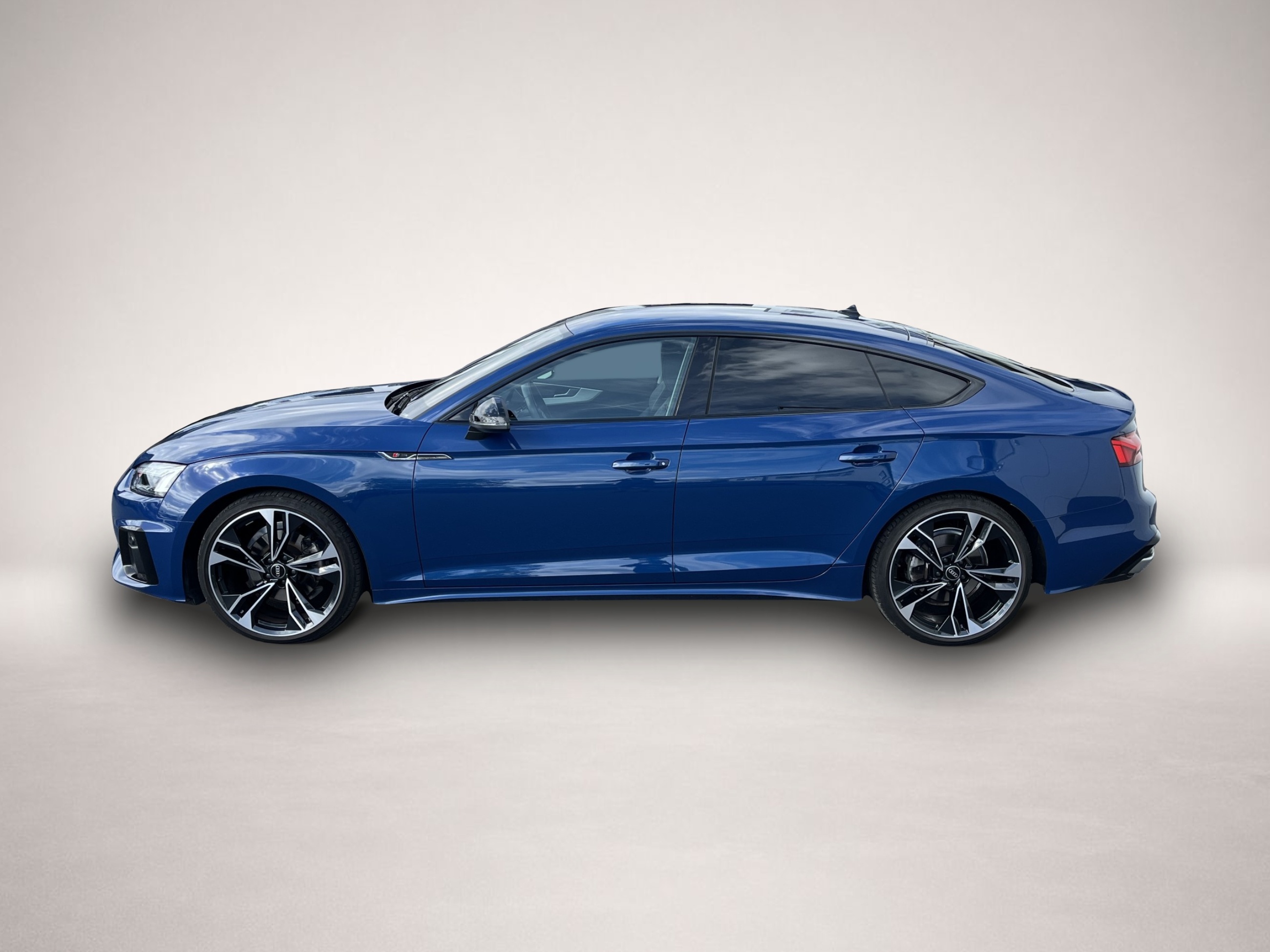 Audi A5 (08/2023, Hybrid (Benzin/Elektro))