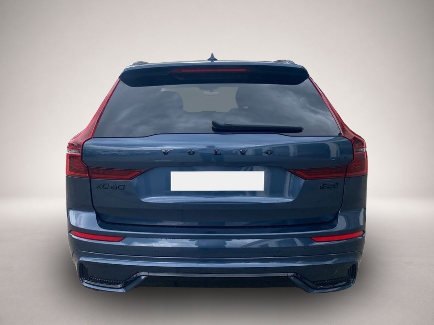 Volvo XC60 (12/2025, Benzin)