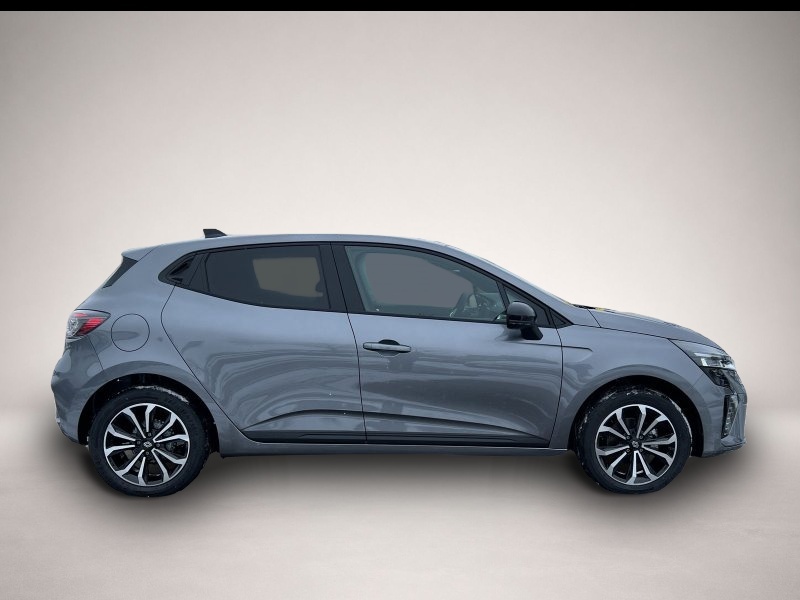 Renault Clio (01/2026, Benzin)