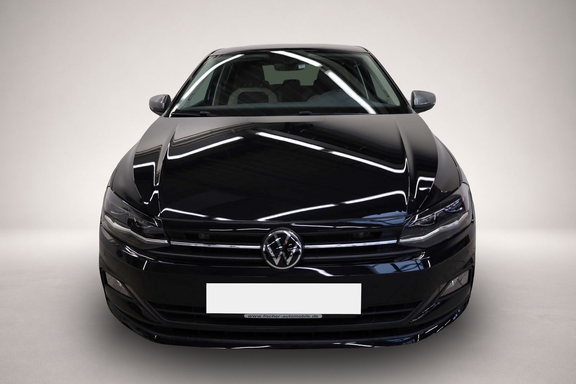 Volkswagen Polo (12/2021, Benzin)