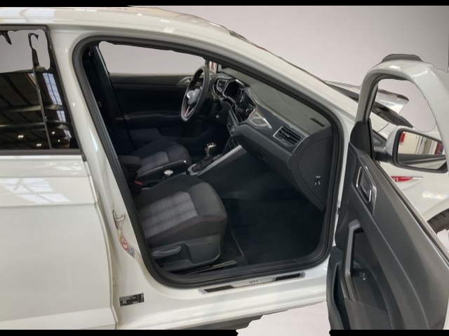 Volkswagen Polo (09/2024, Benzin)
