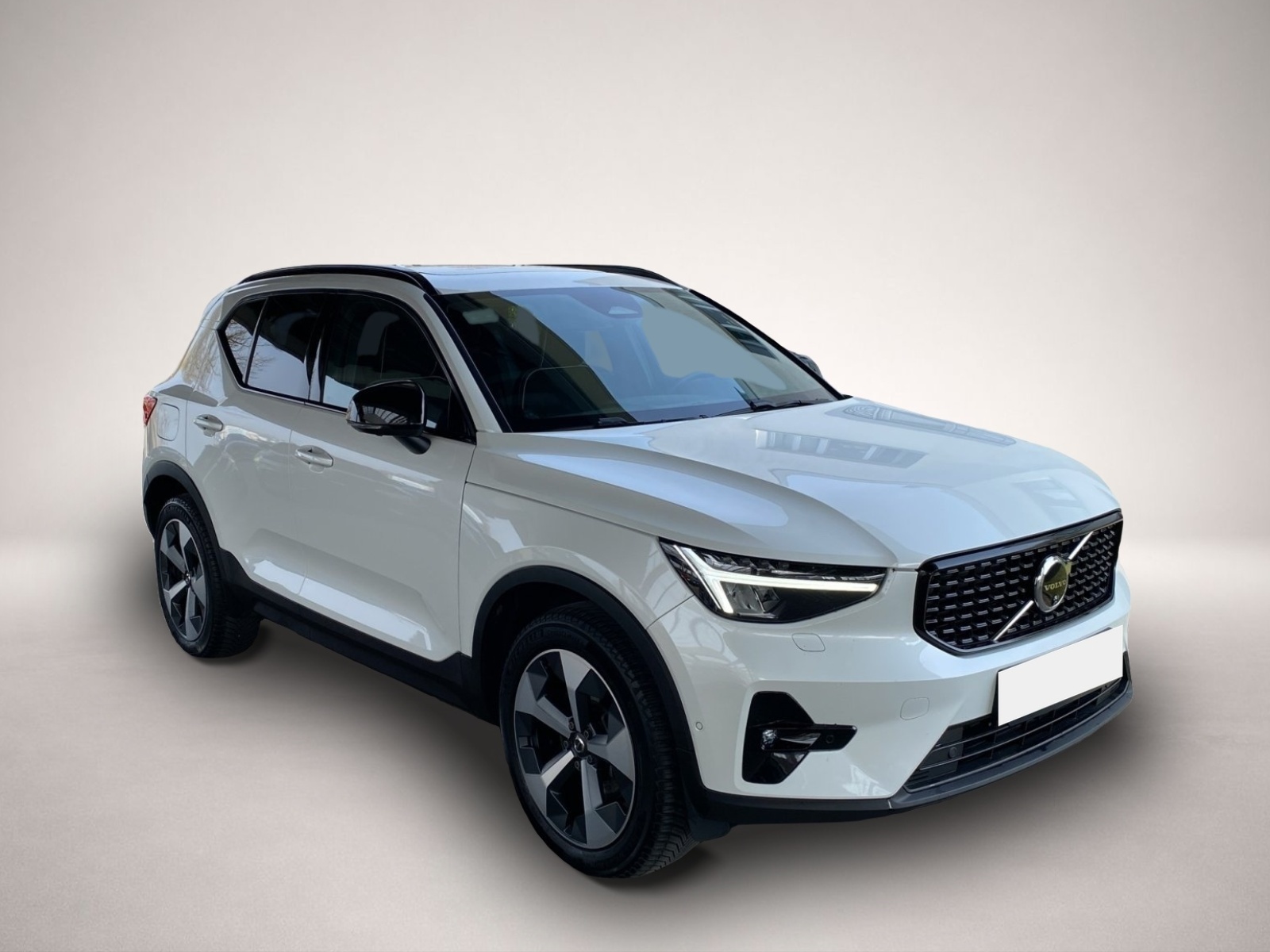 Volvo XC40 (12/2023, Benzin)