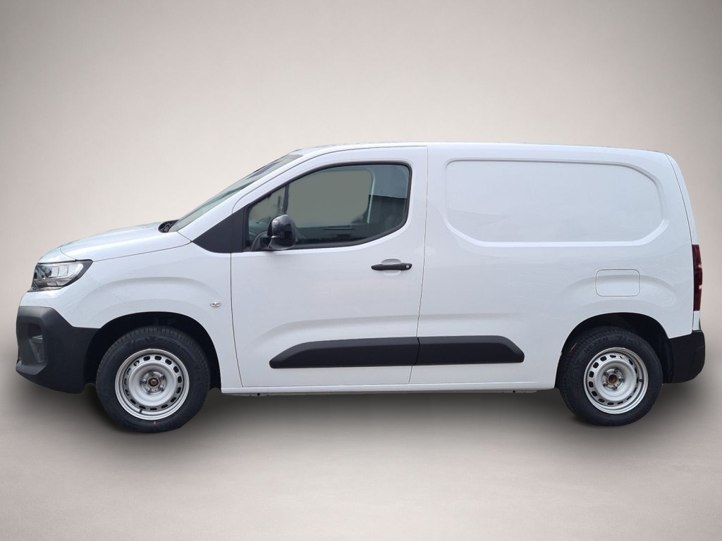 Opel Combo (05/2026, Benzin)