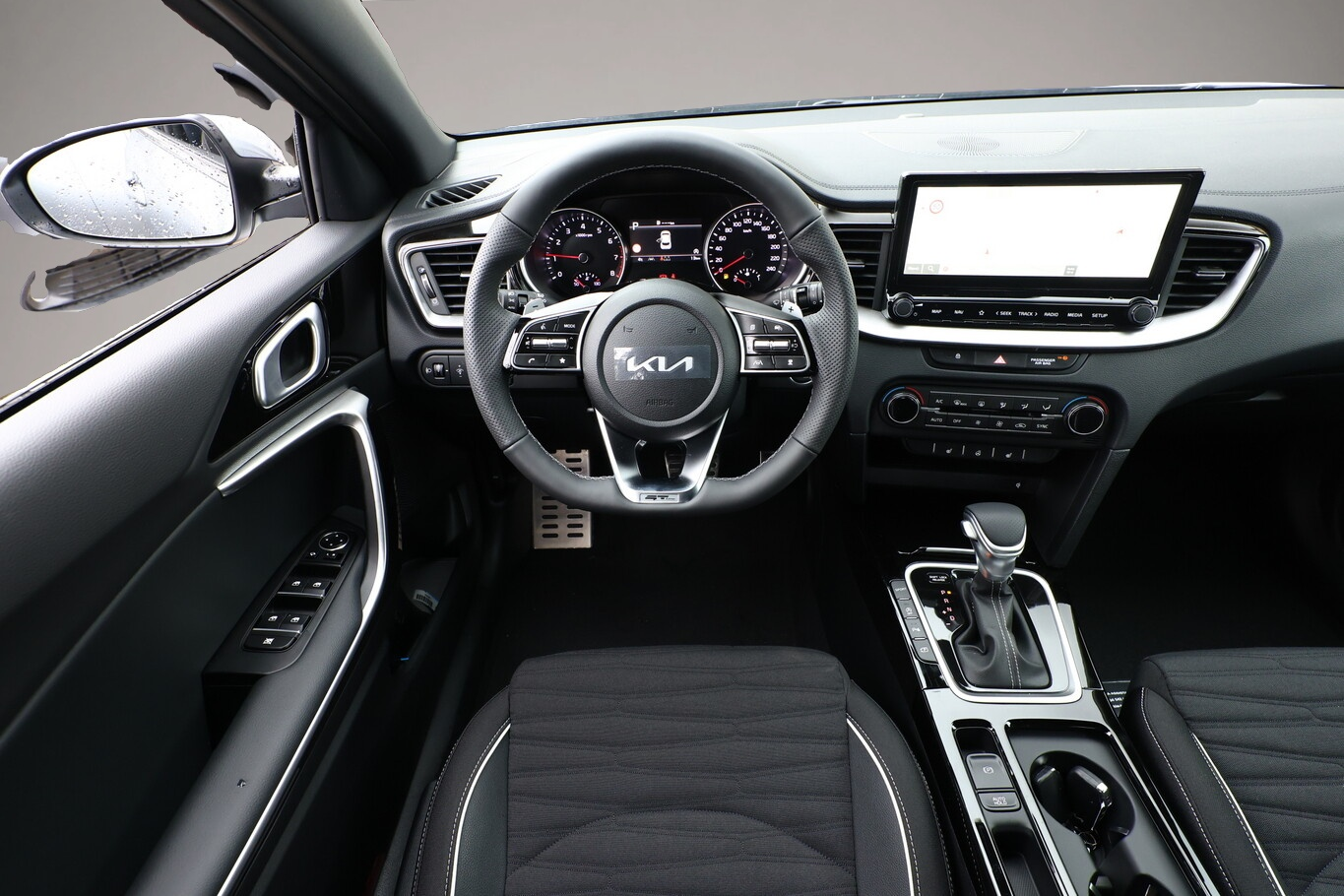 KIA XCeed (12/2025, Benzin)