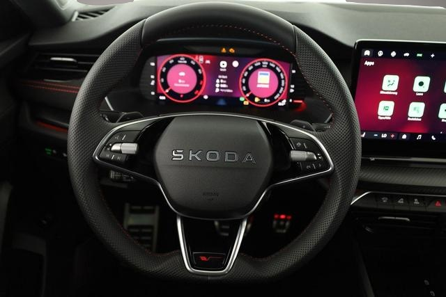 Skoda Octavia (03/2026, Benzin)