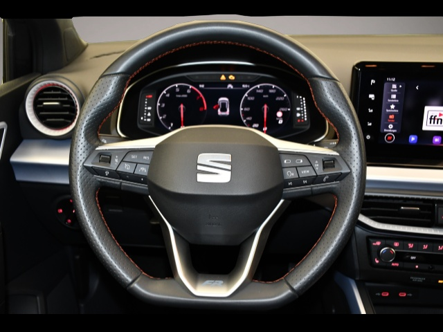Seat Arona (08/2024, Benzin)