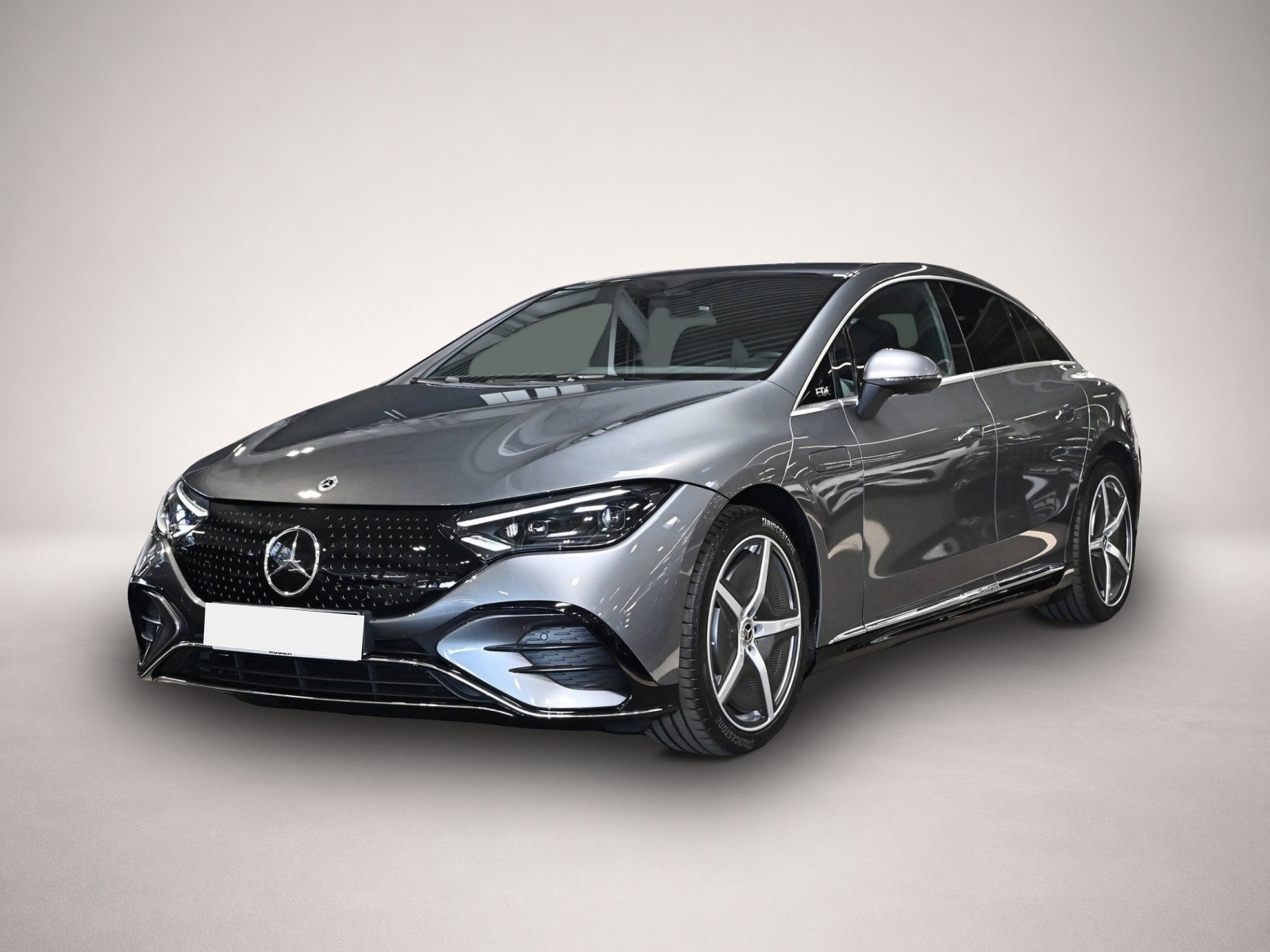 Mercedes-Benz EQE (08/2025, ELECTRIC)