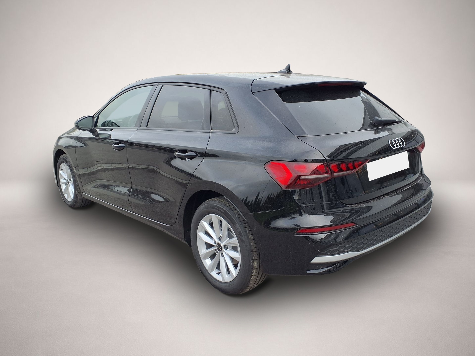 Audi A3, image 2 of 4