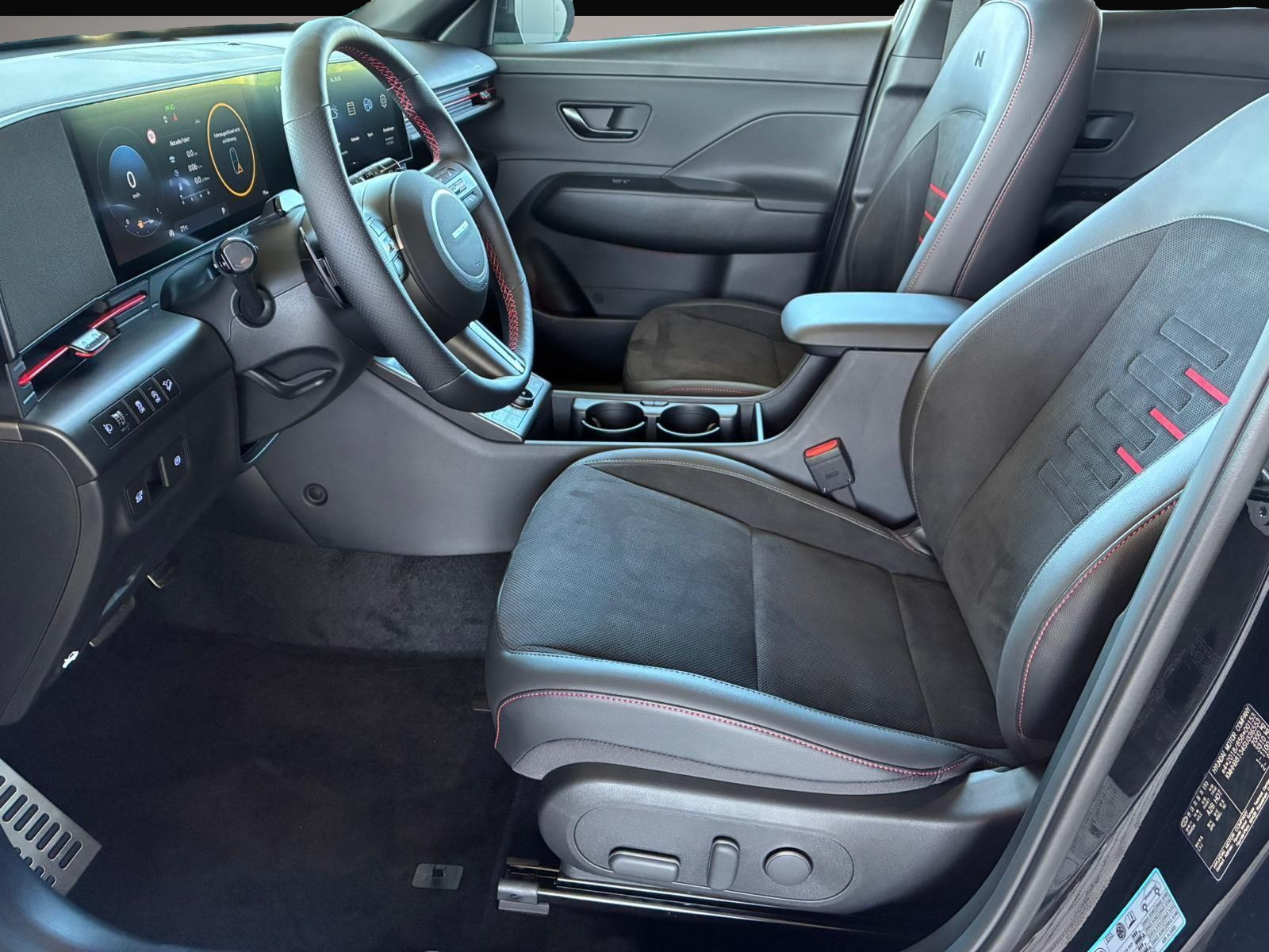 Hyundai KONA (12/2025, Benzin)
