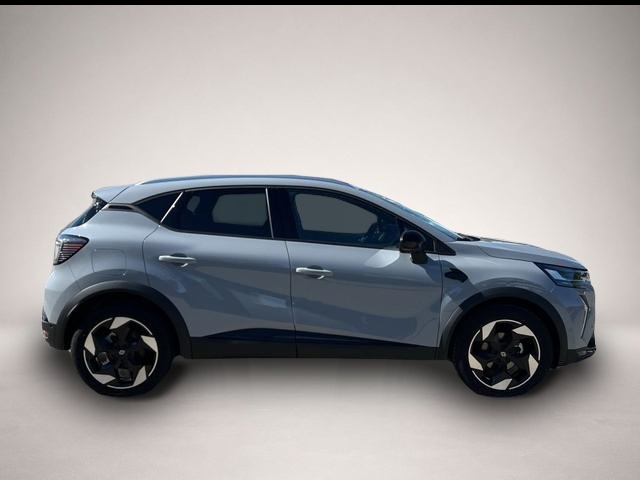 Renault Captur (06/2025, Benzin)