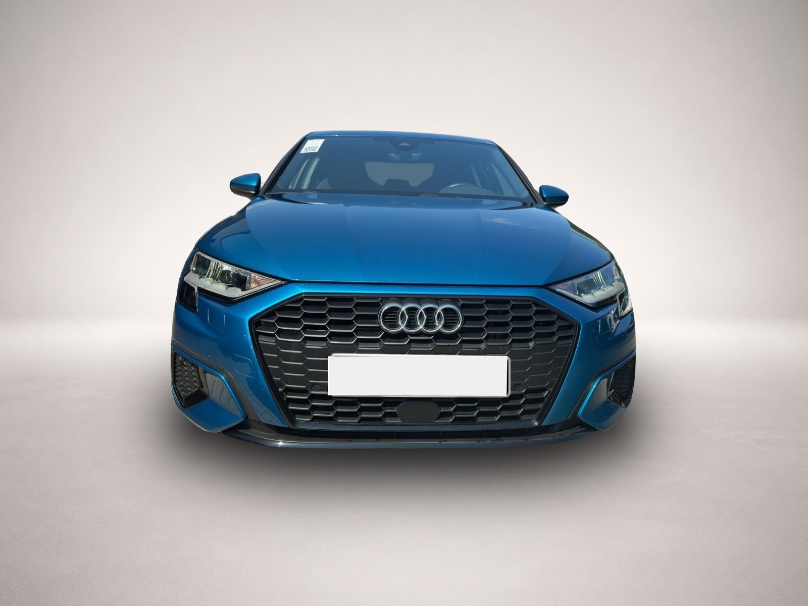 Audi A3 (01/2023, Benzin)
