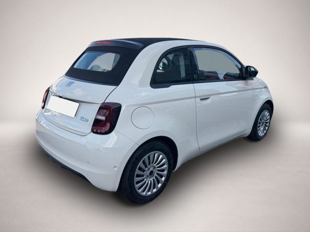 Fiat 500e (05/2025, ELECTRIC)