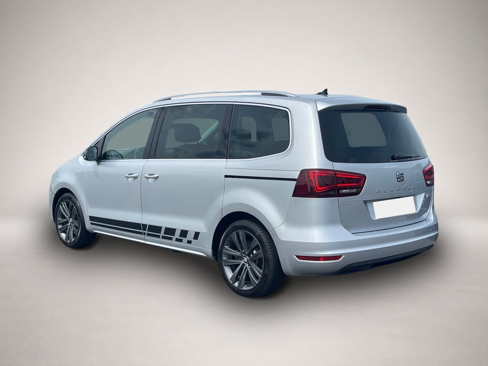 Seat Alhambra (07/2022, Benzin)