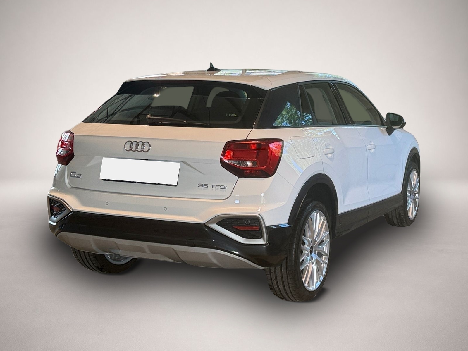 Audi Q2 (06/2023, Benzin)