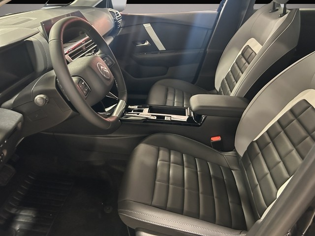 Citroen C4 (09/2025, Benzin)