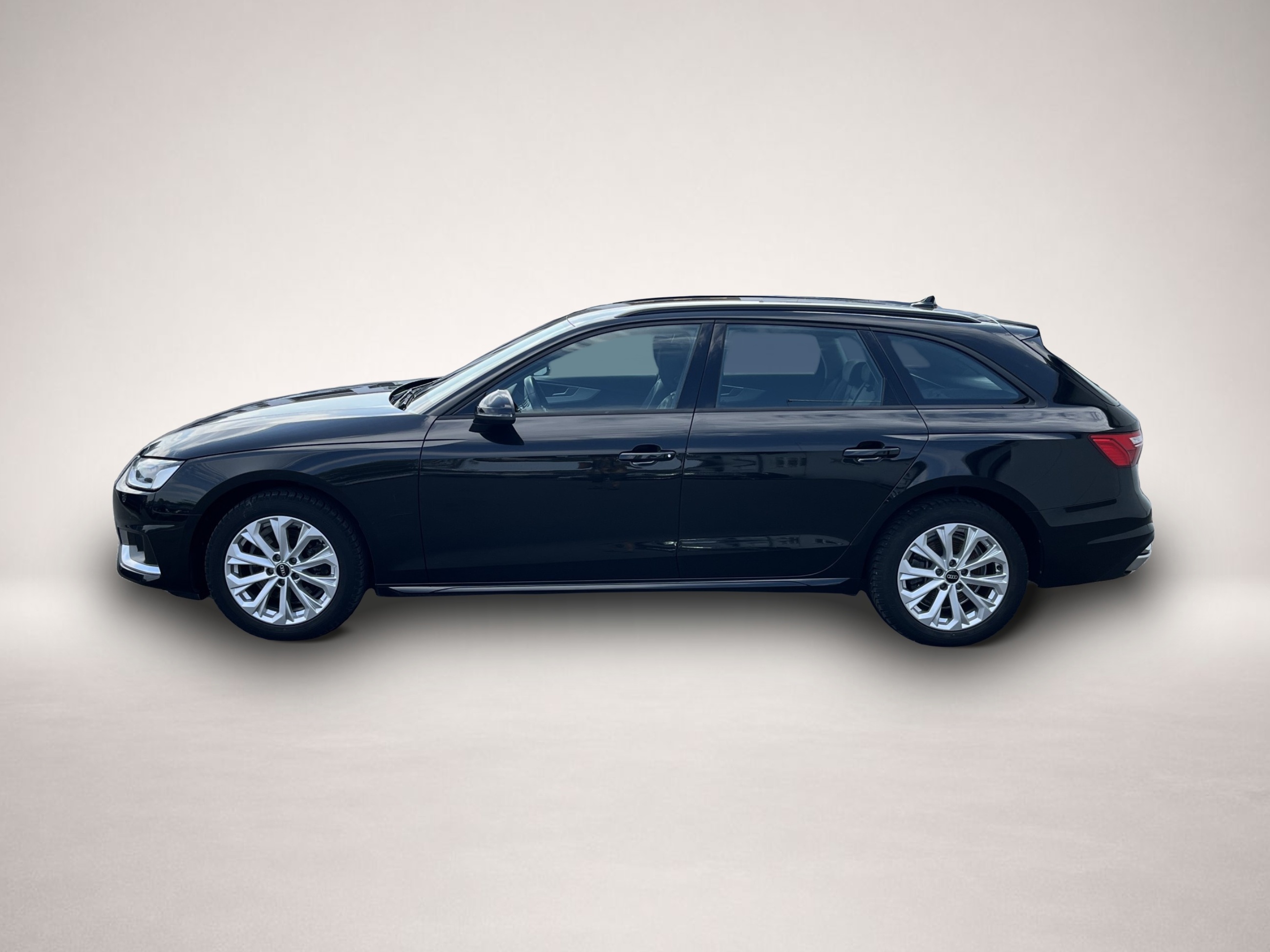 Audi A4 (10/2022, Diesel)
