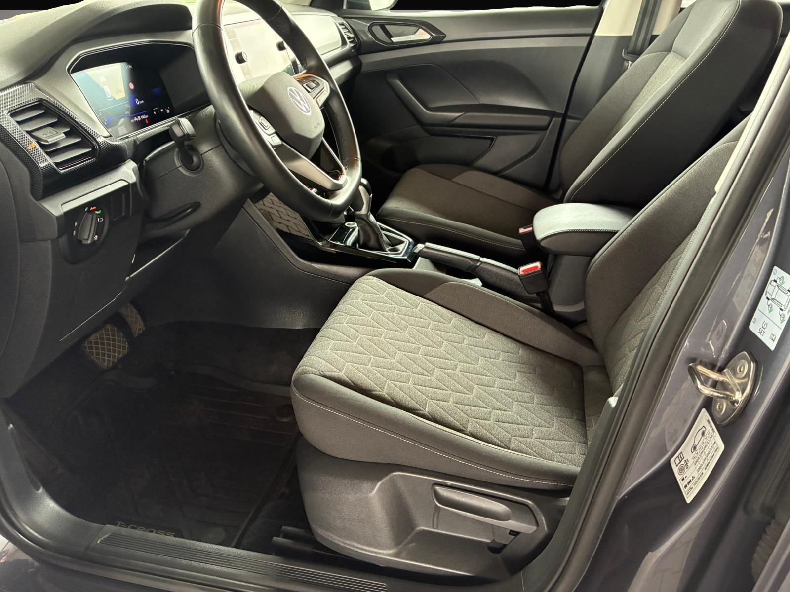 Volkswagen T-Cross (03/2025, Benzin)