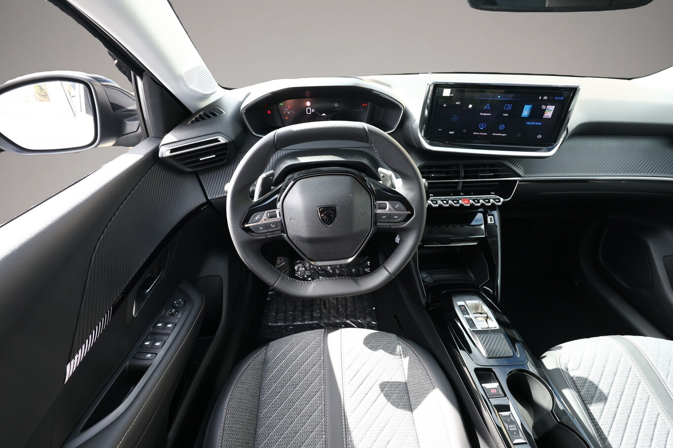 Peugeot 208 (11/2025, Benzin)