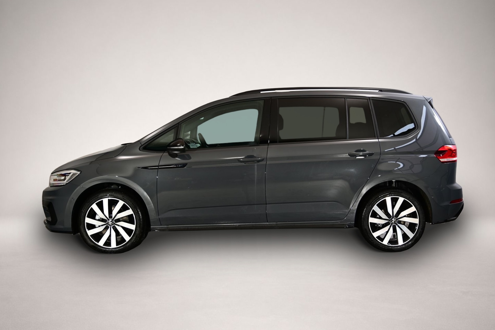 Volkswagen Touran (03/2026, Benzin)